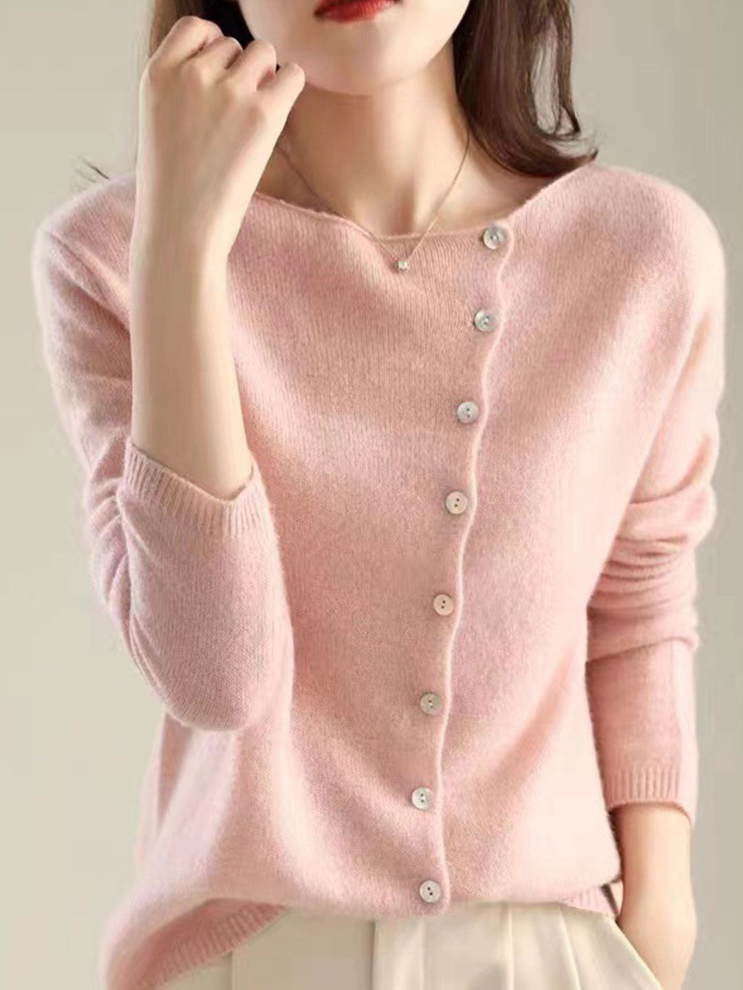 Stylish women's long-sleeve cardigan. Versatile knitwear for elegant, comfortable, all-season fashion.