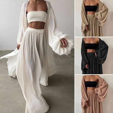 Elegant women's 3-piece summer set with a stylish blazer, comfortable trousers, and matching top. Perfect for office or casual chic.