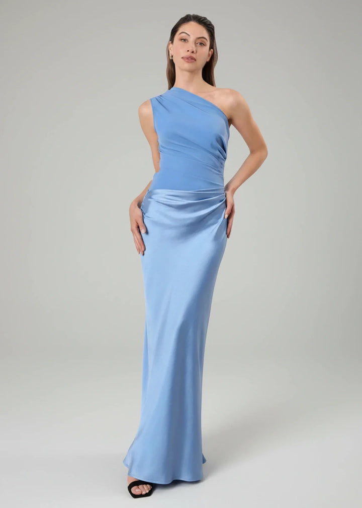 Women's one-shoulder maxi dress, a stylish long evening gown for formal events and special occasions.