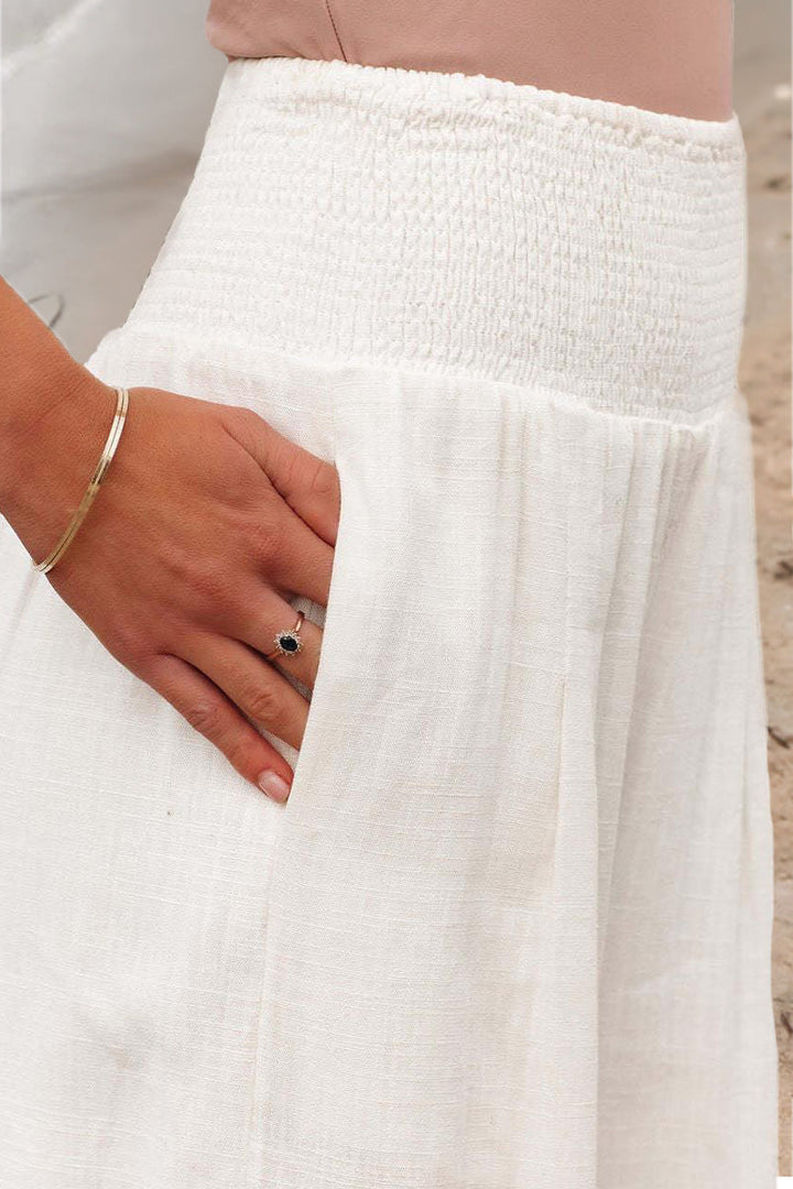 Elegant women's palazzo pants, offering comfortable wide-leg and high-waist boho style for summer.