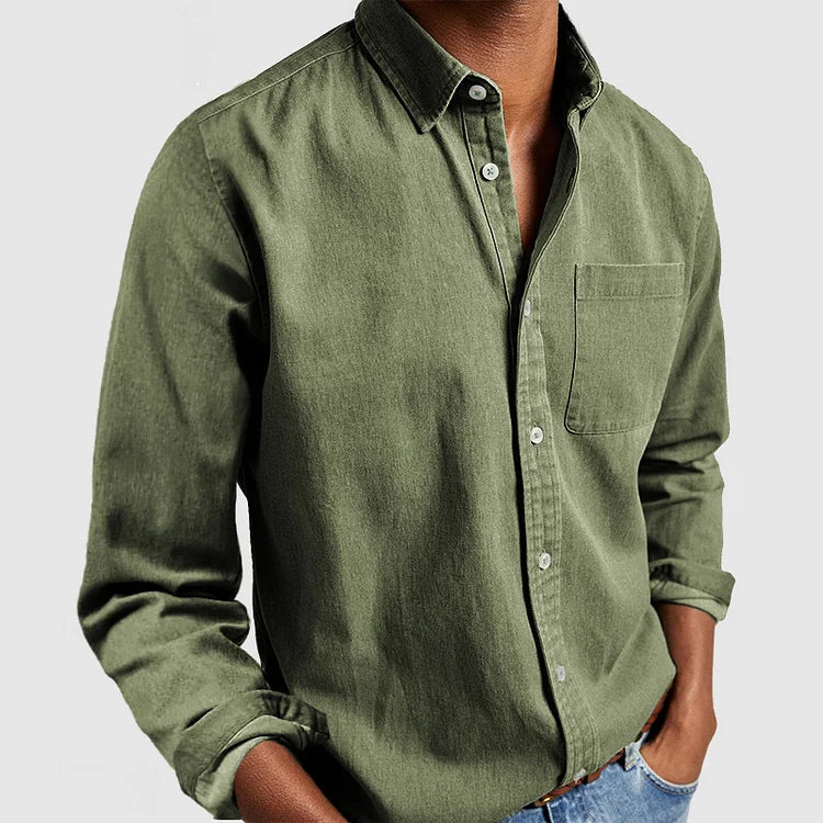 Stylish men's long sleeve casual shirt, comfortable fabric, classic button-down design.