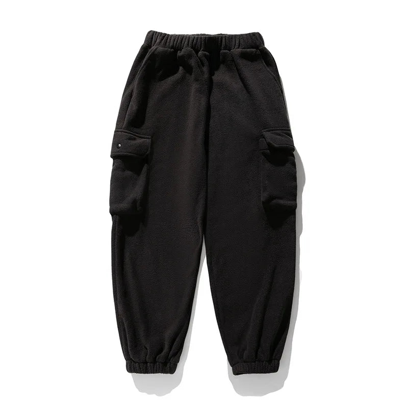 Warm men's fleece cargo pants in an olive green, featuring a tapered fit and utility pockets for casual wear.