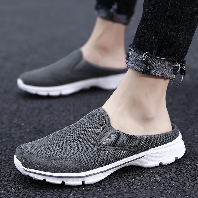 Lightweight unisex comfort shoes, ideal for casual wear and easy on/off style.