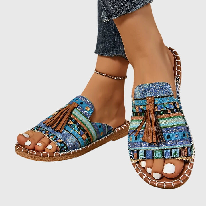 Open-toe Lorraine orthopedic sandals for women, adjustable straps for pain relief.