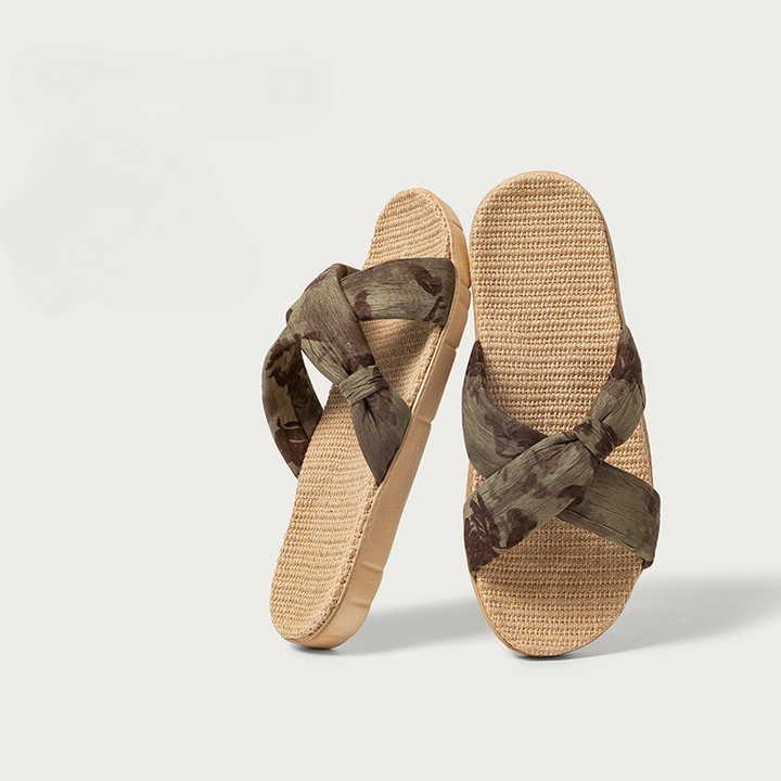 Strappy Sierra woven sandals for women, designed for ultimate comfort and versatile summer styling