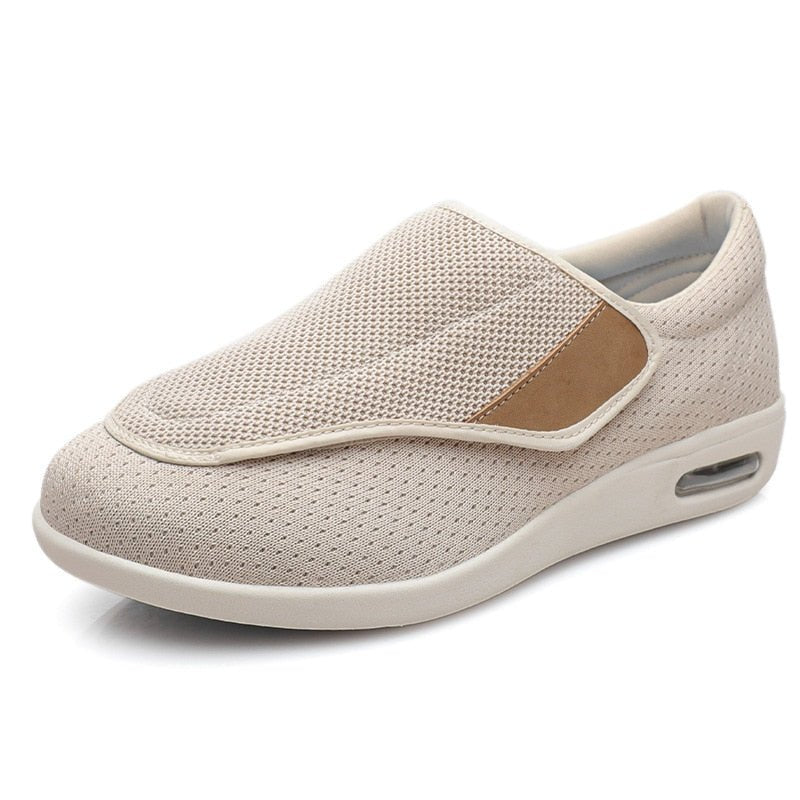 Women's Chloe Stretch Wide Shoes with Adjustable Closure - Lexians